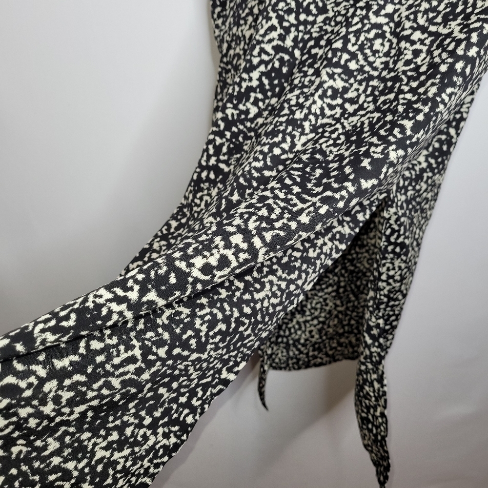 Michael Kors Sleeveless Dress - Picture 5 of 15